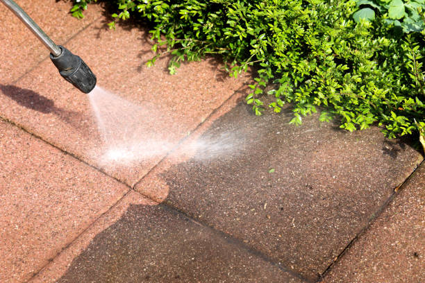 Why Choose Our Certified Pressure Washing Experts for Your Project Needs in Hollymead, VA?